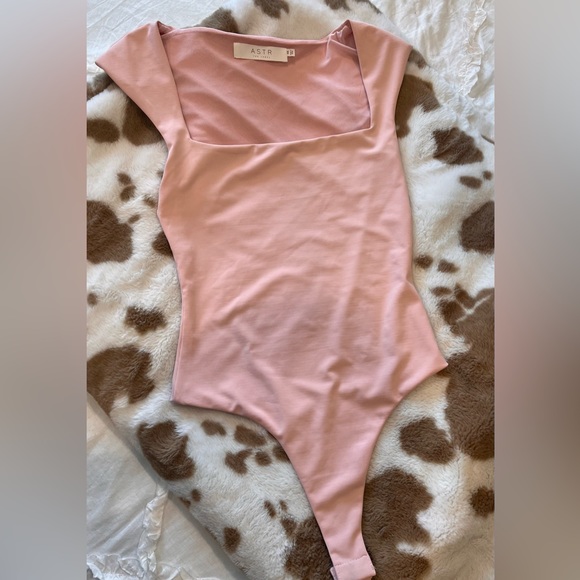 Astr Tops - Beautiful ASTER Bodysuit- EUC